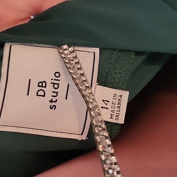 Formal gown - Picture 6 of 7